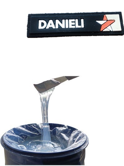 China Manufacturer Liquid Silicone for T-Shirt Logo and Label